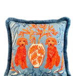 Poodle Köpek Desenli Özel Tasarım Mavi Kadife Kırlent Kılıfı